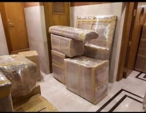 Read more about the article Top 5 Tips for Stress-Free Moving in the UAE